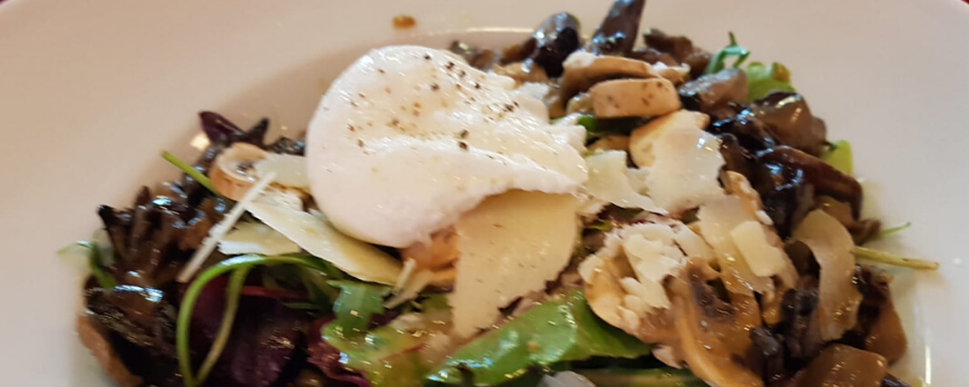 Shiitake salad & poached egg
