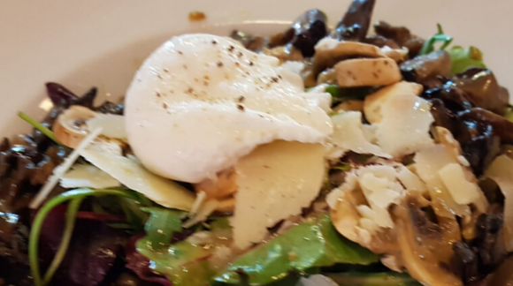 Shiitake salad & poached egg