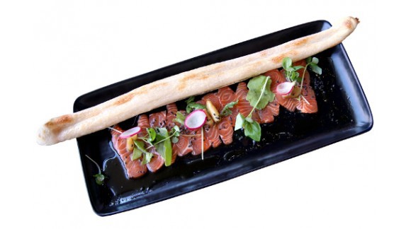 Tuna carpaccio with ginger and soy sauce